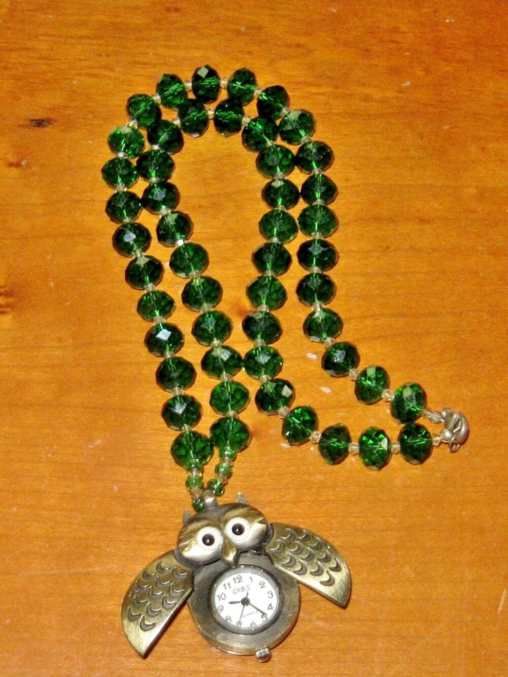 Vintage Owl Clock Pendant w Green Beaded Necklace DBS Quartz Bronzetone Clock